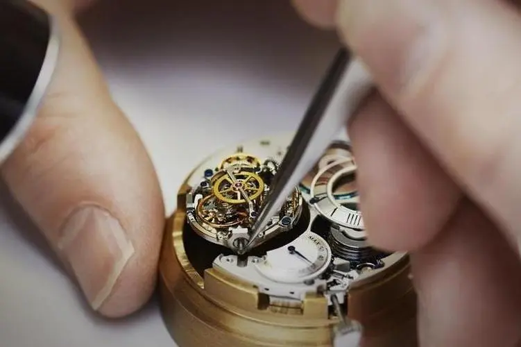 厦门劳力士手表指定维修点售后服务中心费用价目表